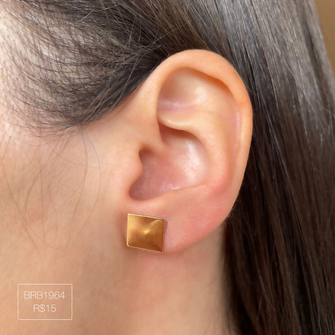 Brinco Quadrado Liso Dourado